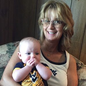 Meet your Posher, Debi